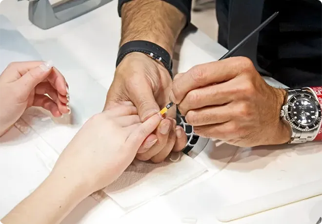 Yves-Swiss Nagelkosmetik Schulungen