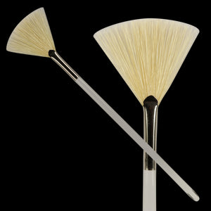 Yves Swiss Fan Brush Standard