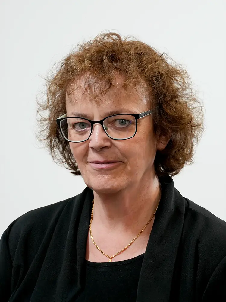Yvonne 68f76895-62d6-4b61-bed0-14afc9acac65